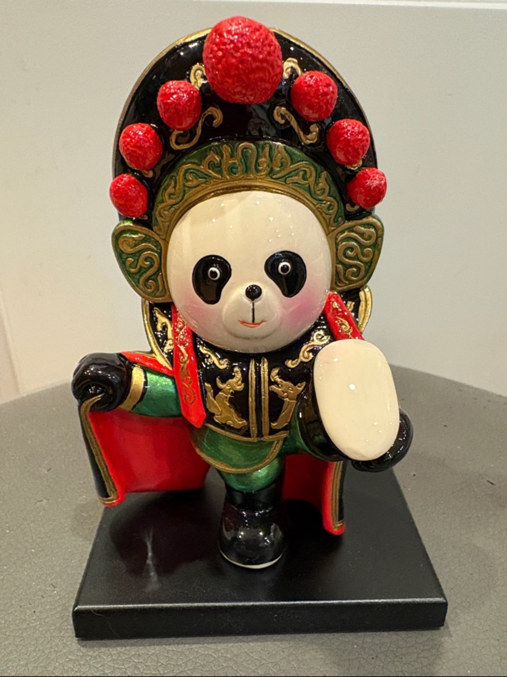 Sichuan Opera Face Changing Panda
Ceramic Figure Collectible Royal Warrior, 5” H